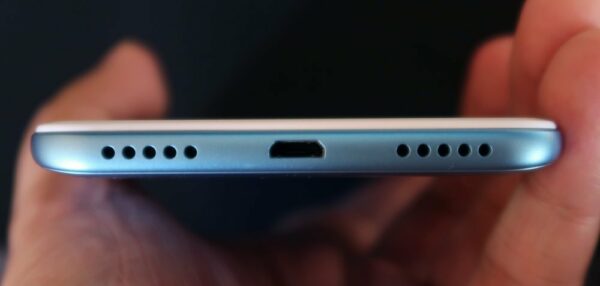 Xiaomi Redmi 5 Plus Indonesia 4