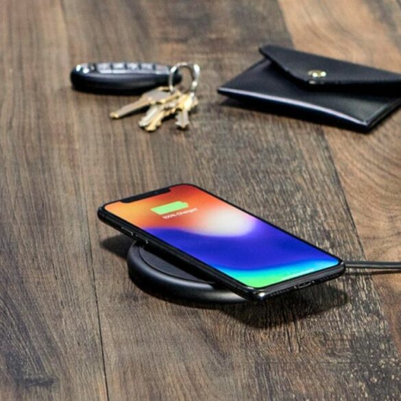 Mophie Charge Stream Pad+: Dukung Isi Ulang Cepat Secara Nirkabel dengan Output Hingga 10W 40 Mophie Charge Stream Pad