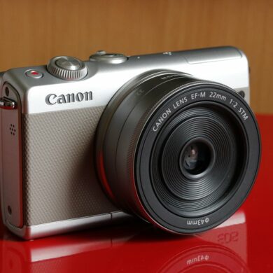 canon eos m100 1