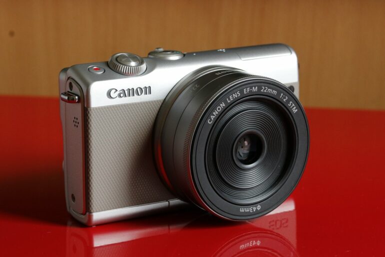 canon eos m100 1 canon eos m100 1