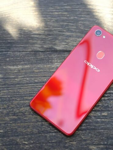 oppo f7 belakang meja