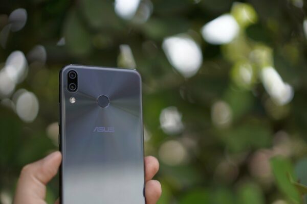 ASUS ZenFone 5 kamera belakang ASUS ZenFone 5 kamera belakang
