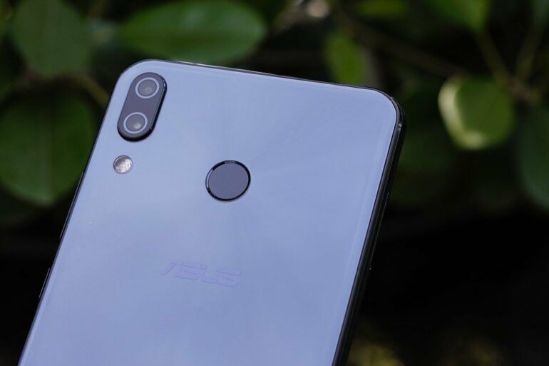ASUS ZenFone 5 lensa kamera ASUS ZenFone 5 lensa kamera