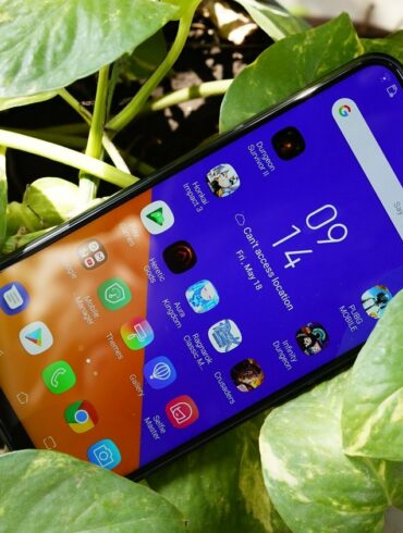 ASUS ZenFone 5 tampak depan ASUS ZenFone 5 tampak depan