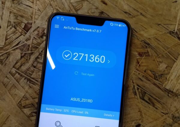 ZenFone 5Z antutu