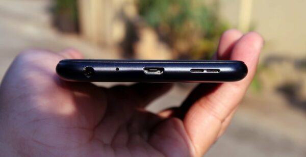 Review Asus ZenFone Max Pro (M1): Smartphone Snapdragon 636 Termurah dengan Baterai 5000 mAh 27 Zenfone Max Pro M1 7