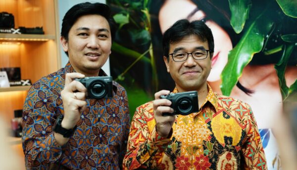 fujifilm xa 5 dark silver diperkenalkan fujifilm xa 5 dark silver diperkenalkan