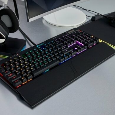 Corsair K70 RGB MK2 001