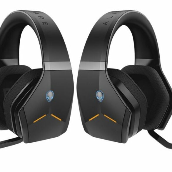 alienware headphone 001