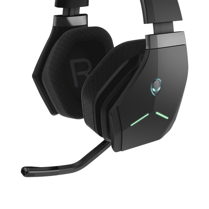 Alienware Wireless Gaming Headset–Aw988 –7.1 Surround Sound- RGB Alienfx  -Boom Noise-Cancelling Mic -sports Fabric Earcups -Works W/ PS4, Xbox One,  Nintendo Switch \u0026 Mobile Devices Via 3.5mm Connector - Best Notebooks