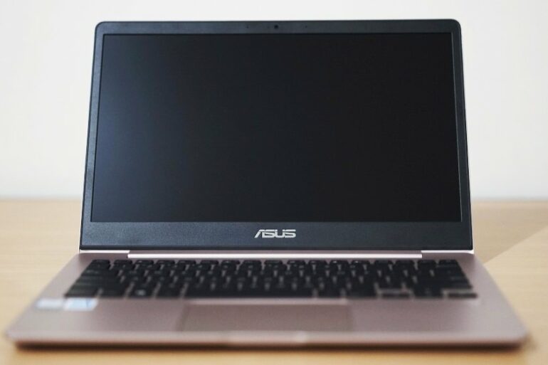 ASUS ZenBook 13 UX331U 001 1