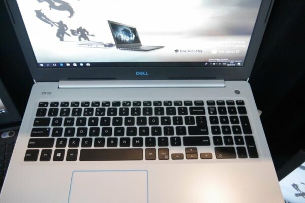 Dell G3 15 003a