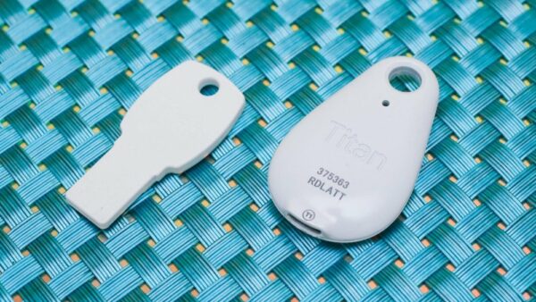 Google Titan Key 002