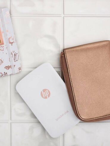 HP Sprocket Plus: Ukuran Cetakan Foto Kini Lebih Besar 33 HP Sprocket Plus White 1