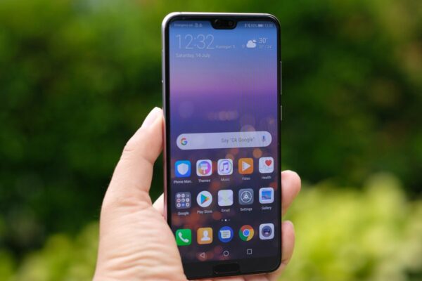 Huawei P20 Pro layar