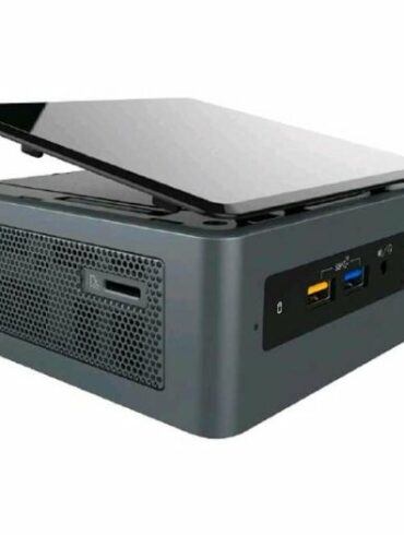 Intel NUC Bean Canyon 001