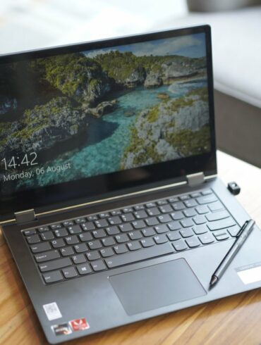 Lenovo YOGA 530 1 1