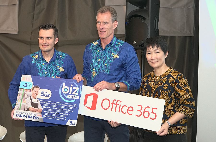 Peluncuran Paket Biz XL Axiata Microsoft Indonesia