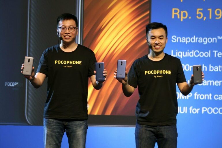 Pocophone F1 1 Pocophone F1 1