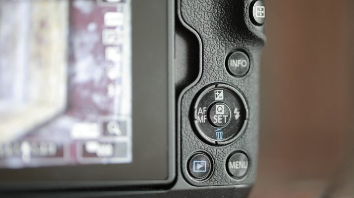 Canon EOS M50 7