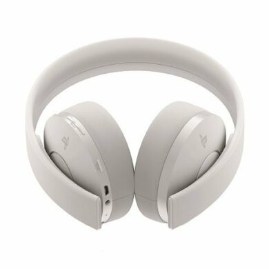 HeadsetGold Render White CUHYA0080 CMYK 00043