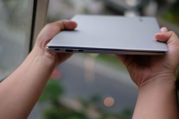 Lenovo IdeaPad 720s 2