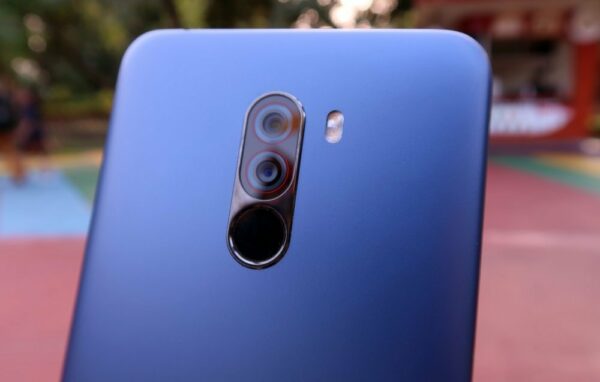 Pocophone F1 3
