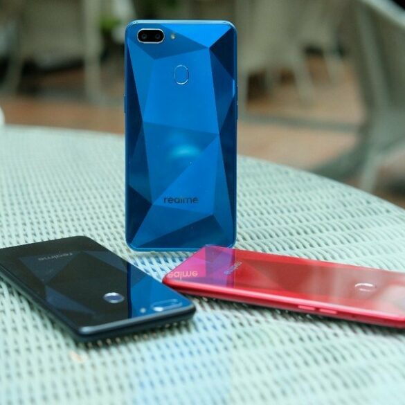 Dibanderol Terjangkau, Berikut Beberapa Kelebihan dan Kekurangan Realme 2 19 Realme 2 Indonesia 4