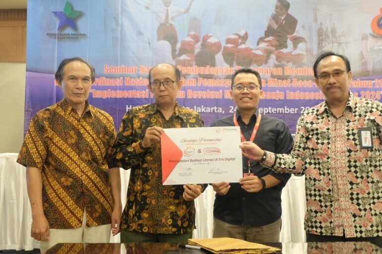 Smartfren Dukung Literasi Digital