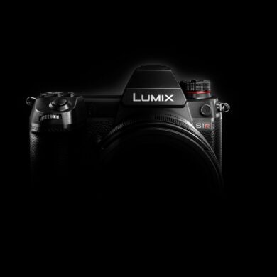 panaonsic lumix s1R 1