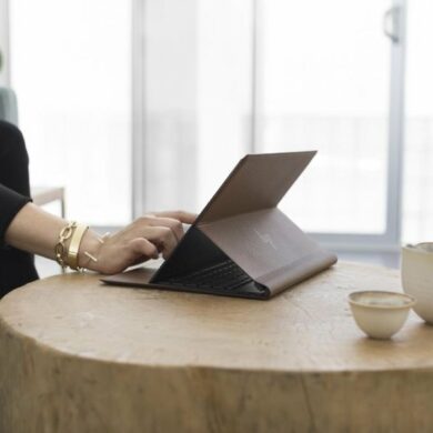 HP Spectre Folio 1