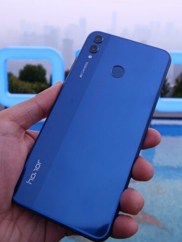 Honor 8X 3