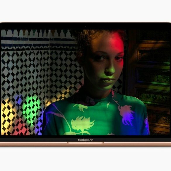 MacBook Air Retina Display 10302018