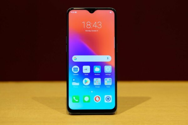 realme 2 pro depan