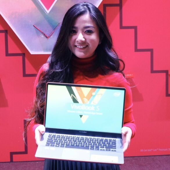Bidik Segmen Anak Muda, ASUS VivoBook S S430UN Tampil Beda dengan Ergolift Design dan Beragam Varian Warna 19 ASUS vivobook S S430 2