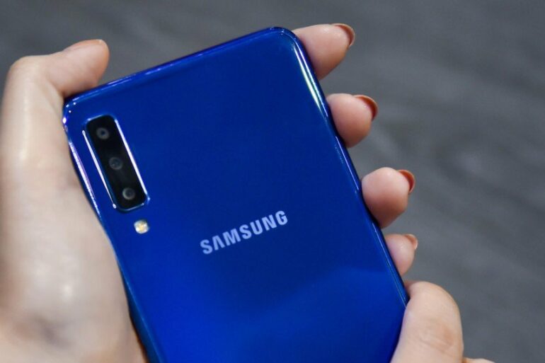 Galaxy A7 Indocomtech 2018 3