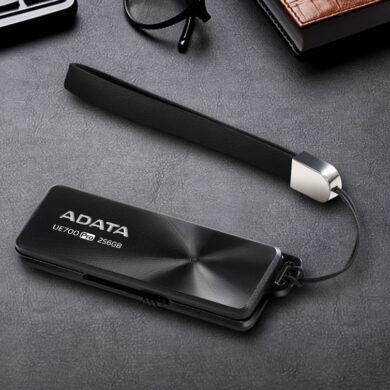 ADATA UE700 Pro 1