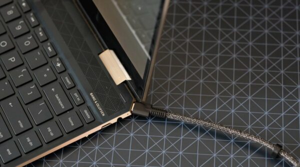 HP Spectre x360 poseidon blue charger cable HP Spectre x360 poseidon blue charger cable