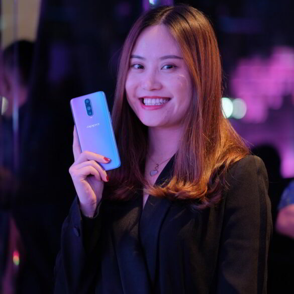 OPPO R17 Pro Resmi di Indonesia dengan Harga 9 Jutaan 19 OPPO R17 pro launch