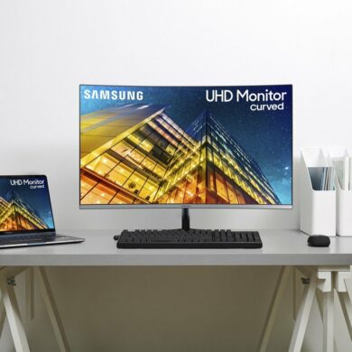 Samsung UR59C 32 1