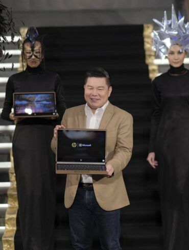 HP Spectre Folio launch 2 HP Spectre Folio launch 2