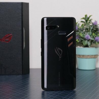 Asus ROG Phone 3 Asus ROG Phone 3