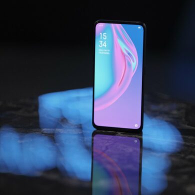 OPPO F11 pro layar penuh