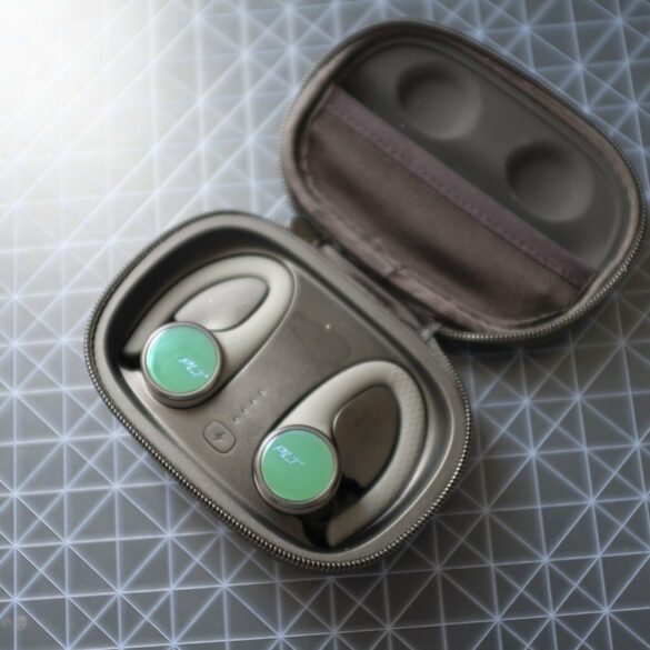 Review Plantronics BackBeat Fit 3100: Hadir dengan Desain unik yang Cocok Untuk Penggemar Olahraga 19 Plantronics BackBeat Fit 3100 1