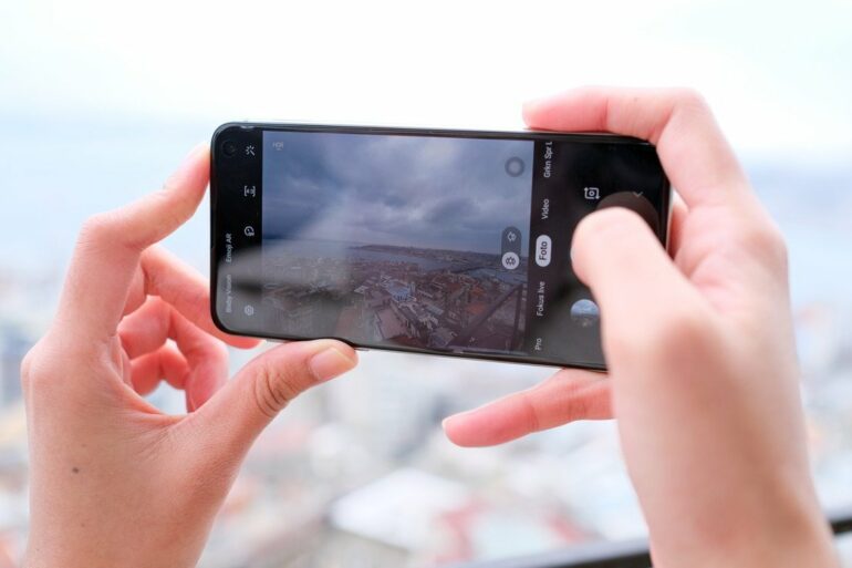 Samsung Galaxy S10 layar kamera Samsung Galaxy S10 layar kamera