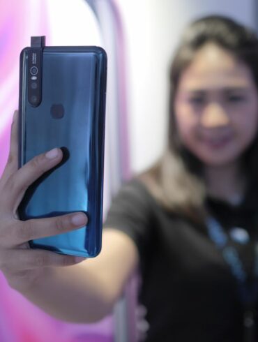 Hands-On: Mencoba Kecanggihan <em>32MP Pop-Up Camera & AI Triple Camera </em>pada Vivo V15 69 Vivo V15 4