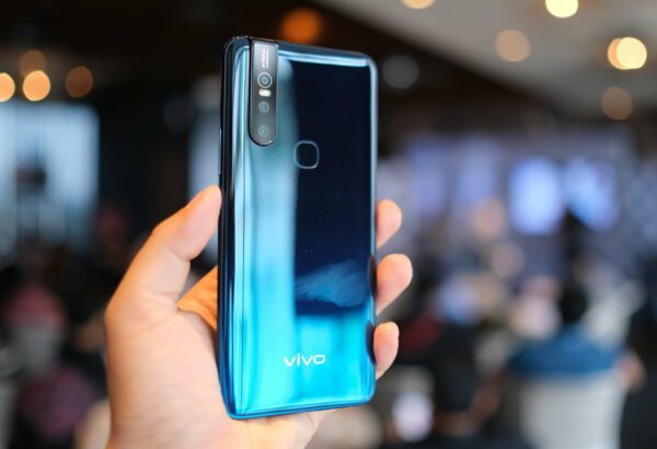 Vivo V15 blue Vivo V15 blue