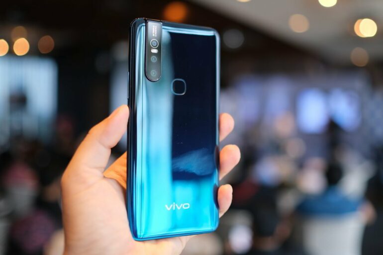 Vivo V15 blue