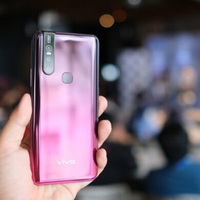 Vivo V15 glamour red 1