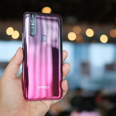 Vivo V15 glamour red